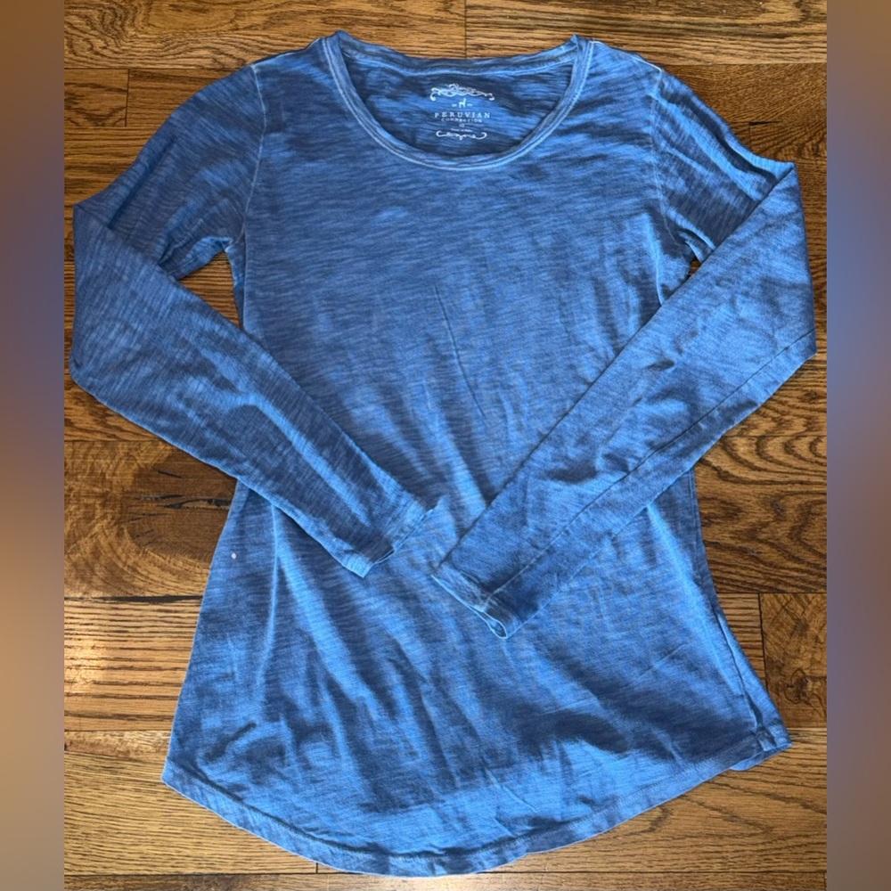 Peruvian Connection. Long Sleeve Layering T-Shirt. Blue. Size XS.